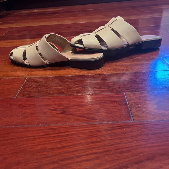 The Dixson Fisherman Mule from Madewell - Picture 3 of 8